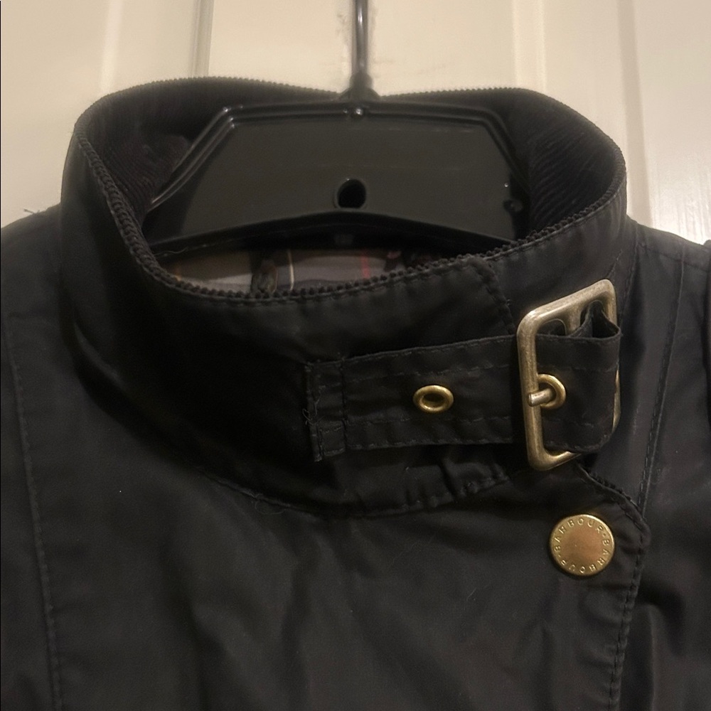 Barbour Black Utility Jacket for Women - Picture 3 of 9